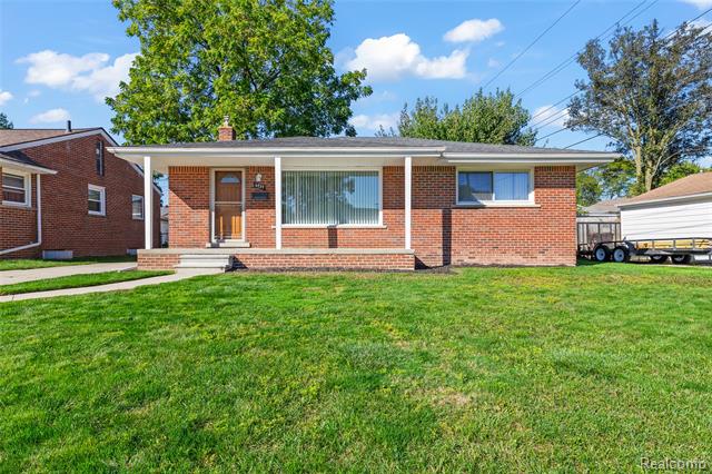 Builiding view one for 6727 Hawthorne, Garden City, MI. 48135