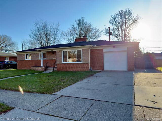 Builiding view two for 6590 Rockland, Dearborn Heights, MI. 48127