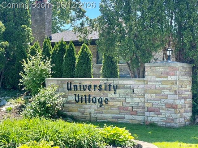 front view for 6344 Campus, Dearborn Heights, Mi. 48127