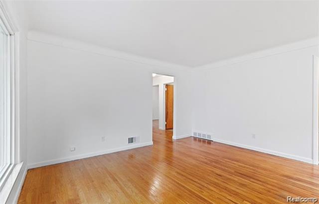 Builiding view three for 6690 Deering, Garden City, MI. 48135