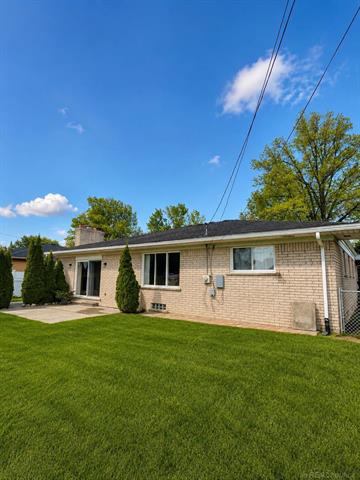 Builiding view four for 27344 Michele, Dearborn Heights, MI. 48127