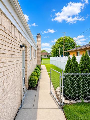 Builiding view three for 27344 Michele, Dearborn Heights, MI. 48127