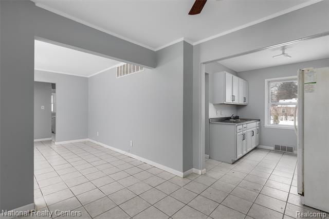 Builiding view four for 22160 Morton, Oak Park, MI. 48237