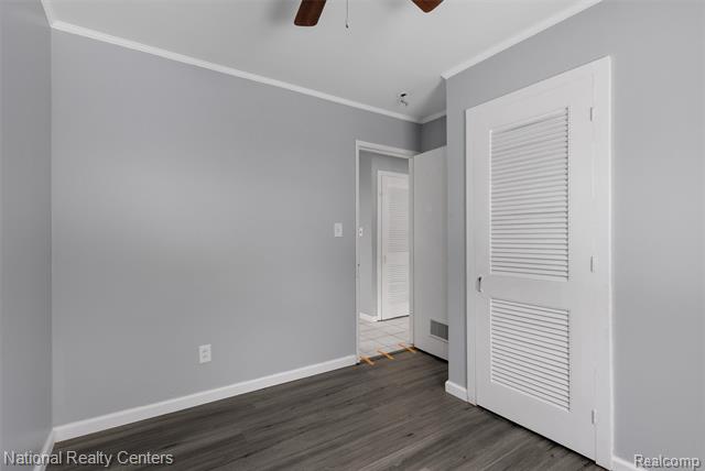 Builiding view seven for 22160 Morton, Oak Park, MI. 48237