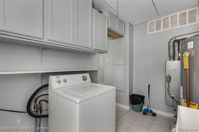 Builiding view twelve for 22160 Morton, Oak Park, MI. 48237