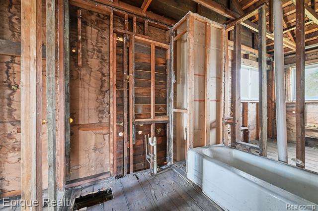 Builiding view eighteen for 17621 Hanna, Melvindale, MI. 48122