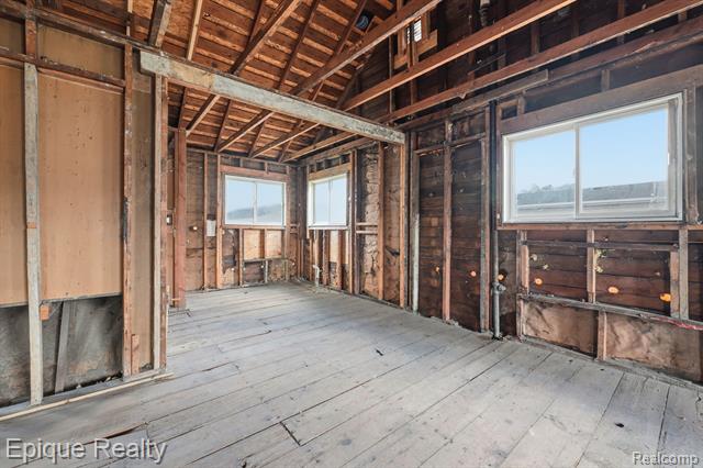 Builiding view eleven for 17621 Hanna, Melvindale, MI. 48122