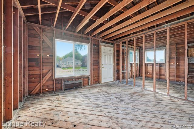 Builiding view nine for 17621 Hanna, Melvindale, MI. 48122