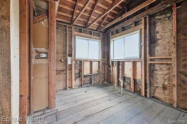 Builiding view thirteen for 17621 Hanna, Melvindale, MI. 48122