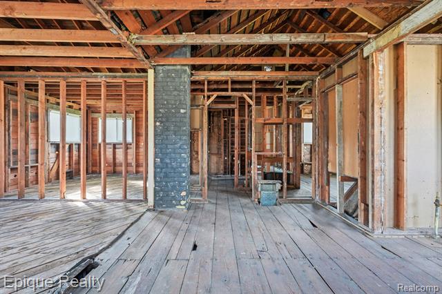 Builiding view twenty one for 17621 Hanna, Melvindale, MI. 48122