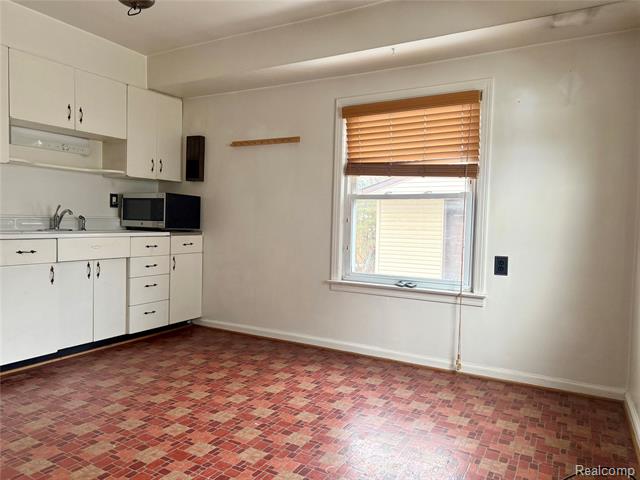 Builiding view three for 15180 Colson, Dearborn, MI. 48126