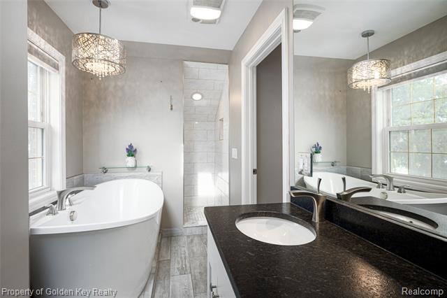 Builiding view twenty three for 298 W Saratoga, Ferndale, MI. 48220