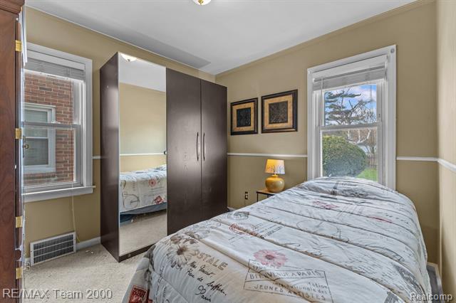 Builiding view twelve for 4845 Westland, Dearborn, MI. 48126