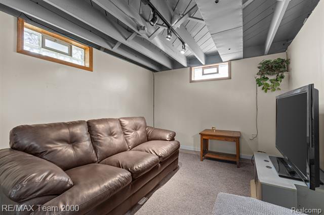 Builiding view twenty for 4845 Westland, Dearborn, MI. 48126