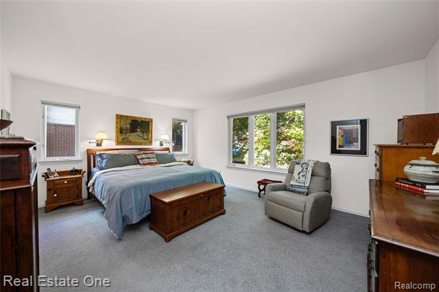 Builiding view twelve for 23326 Longacre, Farmington, MI. 48335