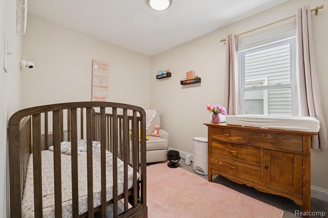 Builiding view twenty three for 1004 E Otis, Hazel Park, MI. 48030