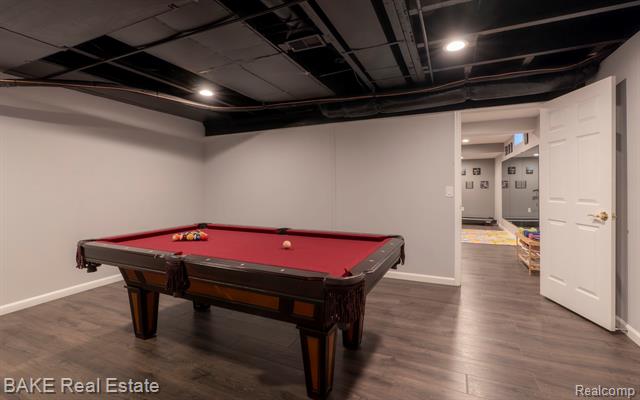 Builiding view fifty two for 15396 Bay Hill, Northville, MI. 48168