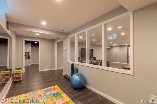 Builiding view fifty for 15396 Bay Hill, Northville, MI. 48168