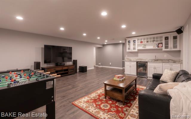 Builiding view forty four for 15396 Bay Hill, Northville, MI. 48168