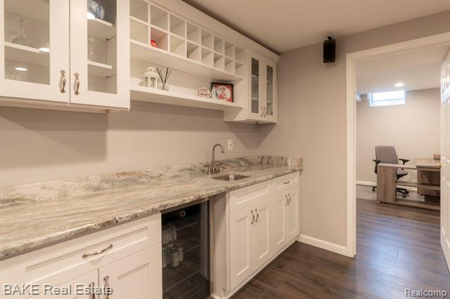 Builiding view forty six for 15396 Bay Hill, Northville, MI. 48168