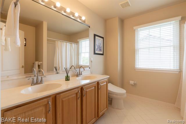 Builiding view forty two for 15396 Bay Hill, Northville, MI. 48168