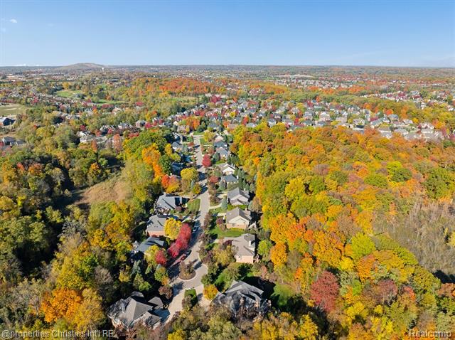 Builiding view eighty five for 15894 Augusta, Northville, MI. 48168