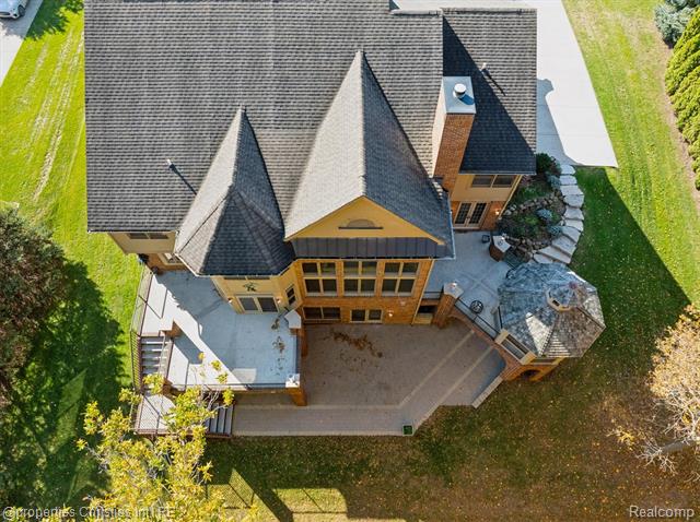 Builiding view eighty one for 15894 Augusta, Northville, MI. 48168