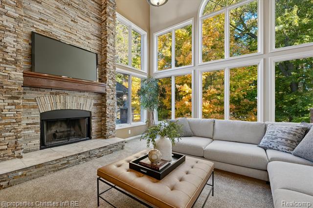 Builiding view fifteen for 15894 Augusta, Northville, MI. 48168