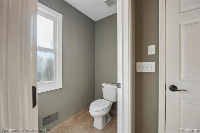 Builiding view forty one for 15894 Augusta, Northville, MI. 48168