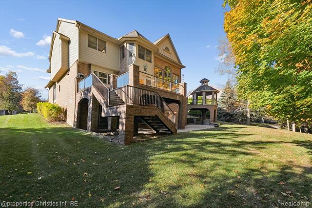 Builiding view sixty six for 15894 Augusta, Northville, MI. 48168