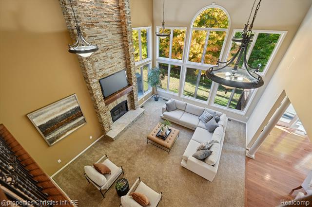 Builiding view thirty one for 15894 Augusta, Northville, MI. 48168