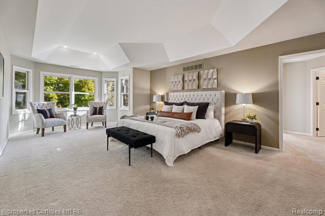 Builiding view thirty two for 15894 Augusta, Northville, MI. 48168