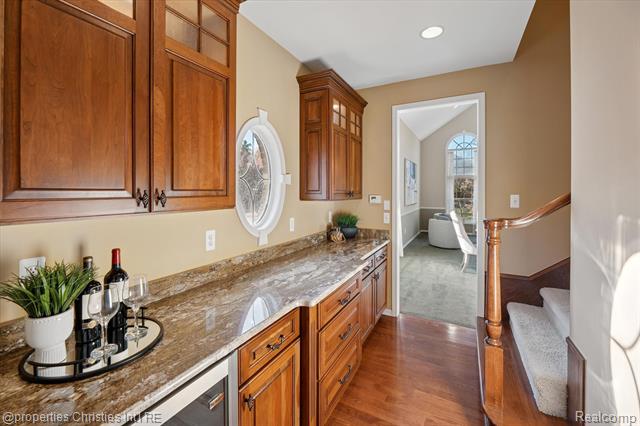 Builiding view thirty for 15894 Augusta, Northville, MI. 48168