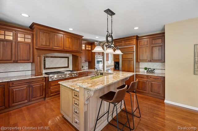 Builiding view twenty seven for 15894 Augusta, Northville, MI. 48168