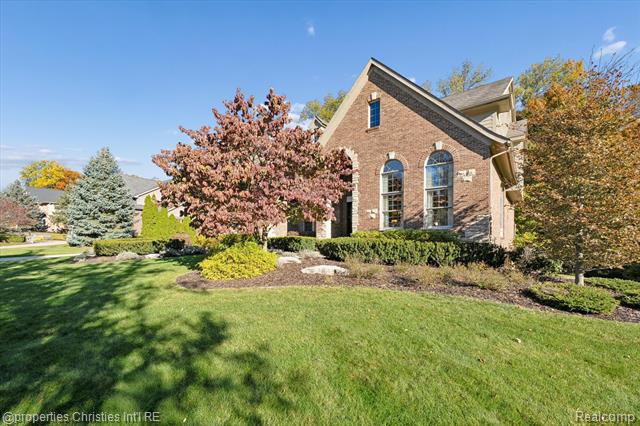 Builiding view two for 15894 Augusta, Northville, MI. 48168