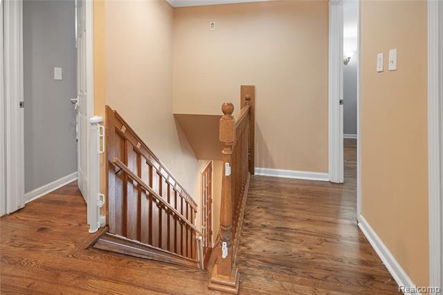 Builiding view fifteen for 15238 Farmbrook, Plymouth, MI. 48170