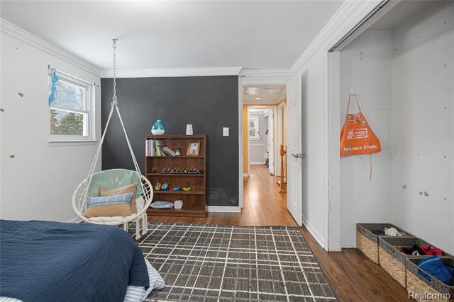 Builiding view seventeen for 15238 Farmbrook, Plymouth, MI. 48170