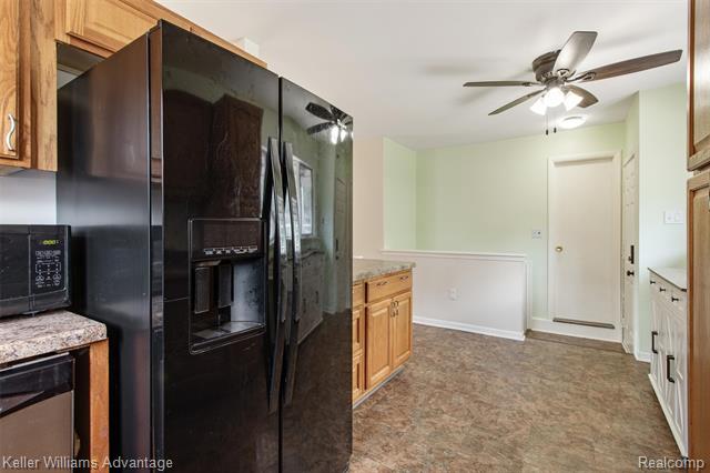 Builiding view eleven for 41119 Russet, Plymouth, MI. 48170