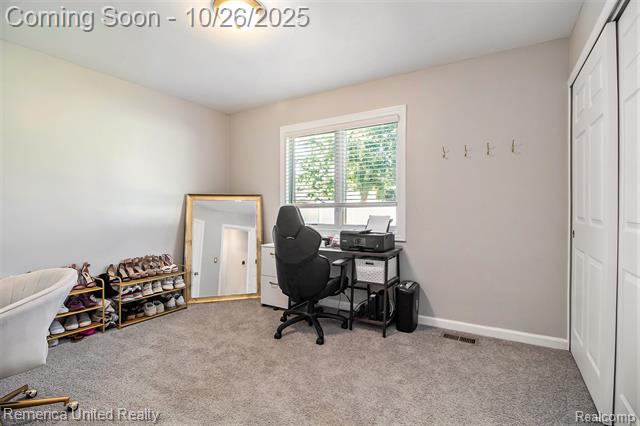 Builiding view seventeen for 33040 Allen, Livonia, MI. 48154
