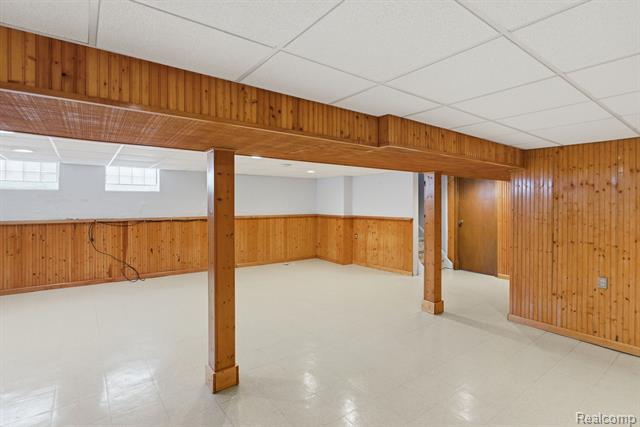 Builiding view nineteen for 26062 Elsinore, Redford, MI. 48239