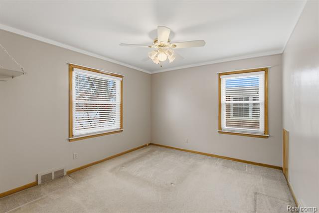 Builiding view thirteen for 26062 Elsinore, Redford, MI. 48239