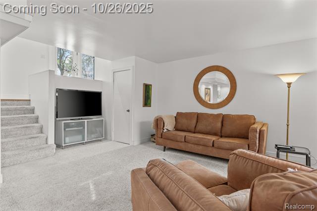 Builiding view five for 31126 Grennada, Livonia, MI. 48154