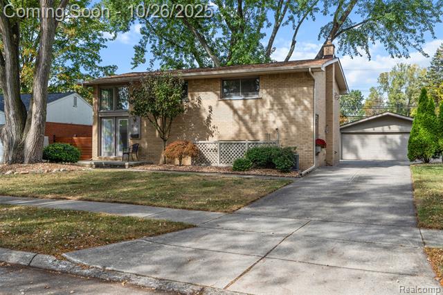 Builiding view one for 31126 Grennada, Livonia, MI. 48154