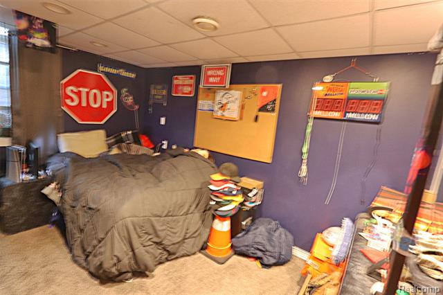 Builiding view thirty four for 15093 Lyons, Livonia, MI. 48154