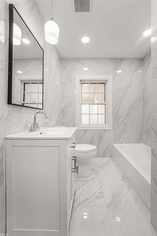 Builiding view thirteen for 23558 Russell, Southfield, MI. 48075