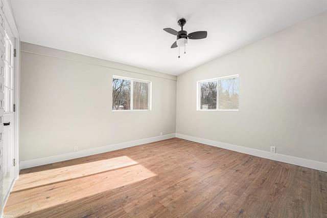 Builiding view twelve for 23558 Russell, Southfield, MI. 48075