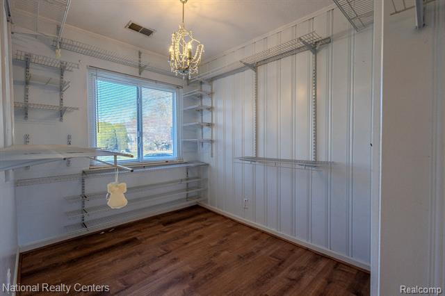 Builiding view fourteen for 25002 Donald, Redford, MI. 48239