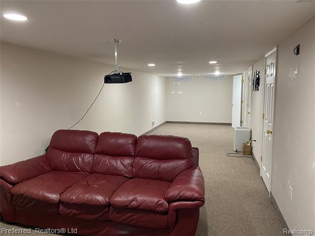 Builiding view thirteen for 15148 Paderewski, Livonia, MI. 48154