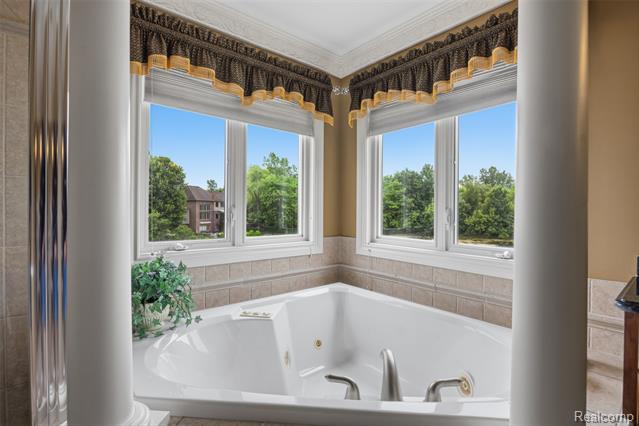 Builiding view forty one for 50573 Elmwood, Plymouth, MI. 48170