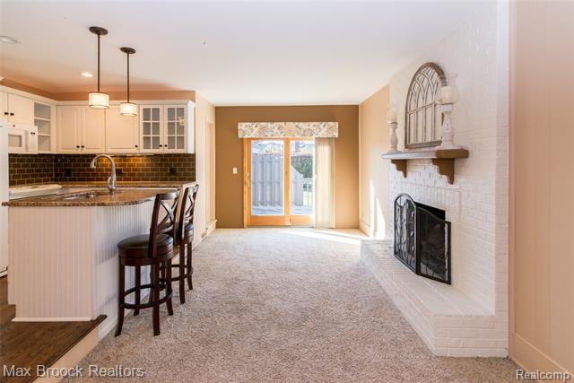 Builiding view four for 14411 Nola, Livonia, MI. 48154